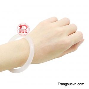 Vòng mã não bạch vân phú quý