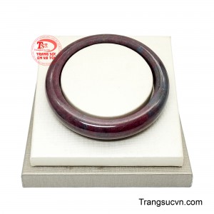 Một món trang sức vừa đẹp sang trọng vừa mang ý nghĩa phong thủy tốt lành.