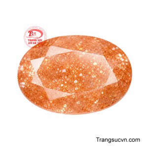 Mỗi ánh phản chiếu bên trong viên đá như lời nhắn gửi về hành trình vươn lên mạnh mẽ, nơi nỗ lực được đền đáp bằng những thành quả xứng đáng.
