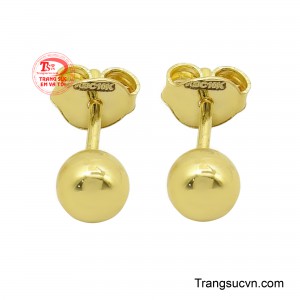 Hoa Tai Vàng Cá Tính Phong Cách là món trang sức dành cho những người yêu thích sự khác biệt và mong muốn khẳng định dấu ấn riêng trong từng chi tiết. 