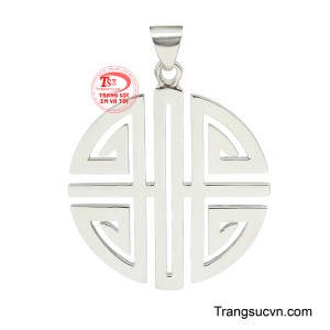 Mặt Dây Hỷ Viên Mãn Đường mang biểu tượng của niềm vui trọn vẹn, hạnh phúc viên mãn và những điều tốt lành trong cuộc sống. 