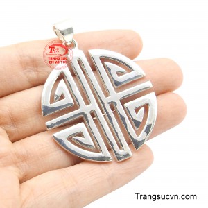 Đây là lựa chọn lý tưởng làm quà tặng cho các dịp cưới hỏi, kỷ niệm hoặc gửi gắm lời chúc may mắn, an khang đến người thân yêu.