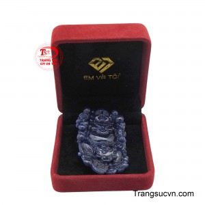 Mà còn gửi gắm mong cầu về sự bình an, thuận lợi trong công việc, gia đạo hòa thuận và tâm hồn luôn an lạc.