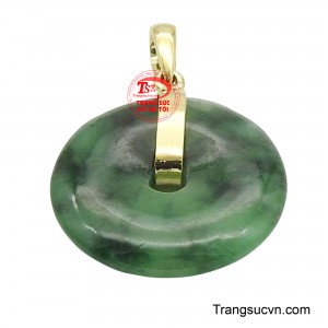 Mang đến cho người đeo sự tự tin, sang trọng và may mắn.