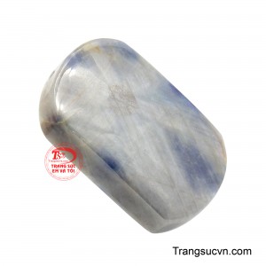 Với thiết kế bài vô sự tối giản, bề mặt nhẵn mịn được chế tác tinh xảo, sản phẩm tôn lên vẻ đẹp thanh lịch và sang trọng.