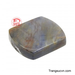 Trong quan niệm phong thủy, mặt bài vô sự là biểu tượng của cuộc sống an yên, ít điều trắc trở. 