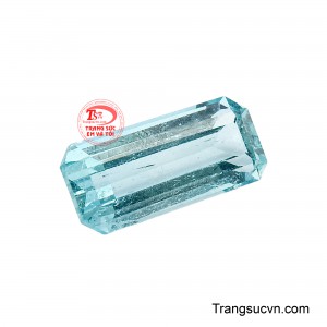 Viên Aquamarine Như Ý mang đến vẻ đẹp tinh khiết, trang nhã và đầy cuốn hút. 