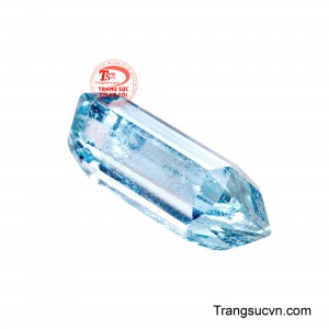 Sắc xanh dịu nhẹ gợi cảm giác bình yên, trong sáng và sang trọng, phù hợp để chế tác nhẫn, mặt dây chuyền hoặc lưu giữ như một viên đá sưu tầm.
