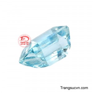 Viên Aquamarine Tài Lộc là sự kết hợp hài hòa giữa vẻ đẹp tinh khôi của thiên nhiên và ý nghĩa tốt lành. Sắc xanh dịu nhẹ như đại dương tượng trưng cho dòng chảy của may mắn và tài lộc.