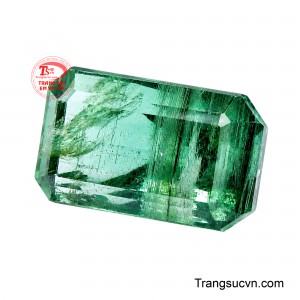 Viên Emerald Cát Phúc là lựa chọn lý tưởng để chế tác nhẫn, mặt dây chuyền hoặc các thiết kế trang sức cao cấp mang phong cách hiện đại. 