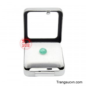 Không chỉ là một viên đá quý thiên nhiên có giá trị thẩm mỹ cao, Viên Emerald Lục Bảo Hưng Phúc còn là biểu tượng của sự khởi sắc và phồn vinh bền vững. 