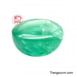 Không những vậy Viên Emerald Lục Bảo Ngọc Phúc còn là biểu tượng của vẻ đẹp bền vững và những điều tốt lành. 