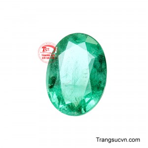 Không chỉ là một viên đá quý thiên nhiên có giá trị thẩm mỹ cao, Viên Emerald Lục Bảo Thịnh Vượng còn là lựa chọn hoàn hảo để chế tác nhẫn, mặt dây chuyền hoặc các thiết kế trang sức cao cấp.