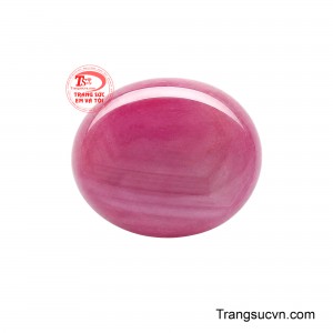 Dáng cabochon tròn mềm mại kết hợp bề mặt được đánh bóng tỉ mỉ giúp viên đá phản chiếu ánh sáng một cách tinh tế