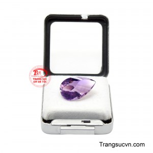 Đồng thời tiếp thêm sự sáng suốt để đưa ra những quyết định đúng đắn trong cuộc sống.