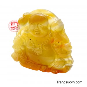 Được chế tác từ mã não với sắc đá cùng đường vân tự nhiên riêng biệt, mỗi tác phẩm mang một diện mạo độc đáo, vừa mộc mạc vừa sang trọng. 