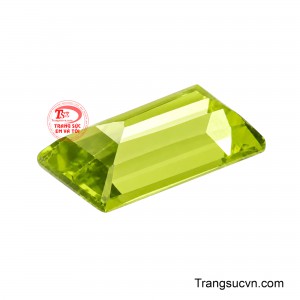 Viên đá gợi lên hình ảnh một viên ngọc xanh quý giá, tượng trưng cho sinh khí, sự phát triển và nguồn năng lượng thịnh vượng. 
