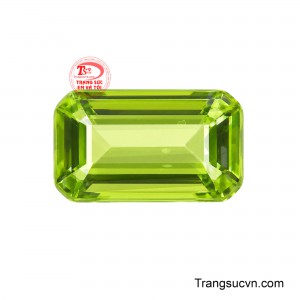 Viên Peridot Cát Tường được chế tác theo dáng chữ nhật bo góc, viên Peridot mang sự kết hợp hài hòa giữa nét hình học hiện đại và đường cong mềm mại. 