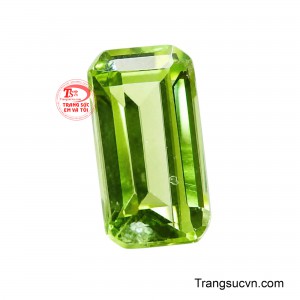 Dáng chữ nhật bo góc cũng giúp viên đá dễ dàng trở thành tâm điểm của nhẫn, mặt dây chuyền, bông tai hoặc vòng tay.