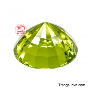 Viên đá có thể trở thành tâm điểm của những thiết kế nhẫn, mặt dây chuyền, bông tai hay vòng tay, đặc biệt phù hợp với phong cách thanh lịch, nữ tính nhưng vẫn sang trọng. 
