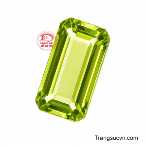 Màu xanh của Peridot thường được yêu thích bởi ý nghĩa về sự phát triển, may mắn và thịnh vượng, gửi gắm mong cầu về một hành trình thuận lợi và ngày càng khởi sắc. 