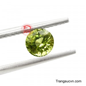 Bảo hành uy tín và trải nghiệm vẻ đẹp tự nhiên của peridot. 