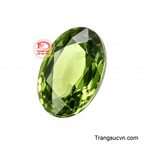 Theo quan niệm phong thủy, sắc xanh lục thường thuộc hành Mộc, gắn với sinh trưởng, cân bằng và hanh thông.
