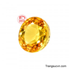 Viên đá gợi hình ảnh vầng trăng sáng tượng trưng cho sự quý giá, tài lộc và ánh sáng, cũng như đại diện cho vẻ đẹp dịu dàng, thanh cao và trường tồn. 
