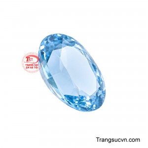 Dáng đá cân đối giúp các nhà chế tác dễ dàng khai thác đường nét oval để tạo nên những món trang sức có tỷ lệ thanh thoát, đặc biệt phù hợp làm viên chủ cho nhẫn, mặt dây chuyền và bông tai.
