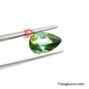 Theo quan niệm phong thủy, viên đá mang thông điệp về sinh khí, tài lộc, sự phát triển và cuộc sống ngày càng hưng thịnh.