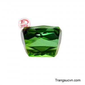 Về ý nghĩa biểu trưng, Lục Diệp có thể được xem như lời gửi gắm về sinh khí, bình an, sự phát triển và những điều tốt lành được vun bồi theo thời gian. 