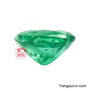 Viên đá thích hợp để chế tác nhẫn, mặt dây chuyền, vòng tay hoặc các thiết kế trang sức cao cấp.