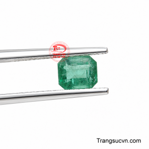 Bảo hành uy tín và trải nghiệm vẻ đẹp tự nhiên của emerald. 
