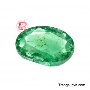 Dáng oval cân đối mang cảm giác mềm mại, quý phái, đặc biệt phù hợp để chế tác nhẫn, mặt dây chuyền hoặc trang sức cao cấp.