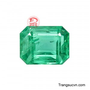 Lục Bảo Ngọc Khê là nguồn cảm hứng đẹp để chế tác trang sức cao cấp, đặc biệt là nhẫn hoặc mặt dây chuyền nghệ thuật. 