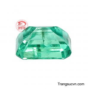 Viên đá gợi lên hình ảnh viên ngọc hội tụ vượng khí, tượng trưng cho tài lộc, sự phát triển và những giá trị tốt đẹp ngày càng viên mãn. 