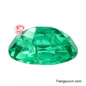 Viên emerald có giấy kiểm định là lựa chọn dành cho những khách hàng đề cao sự minh bạch và giá trị lâu dài của đá quý. 