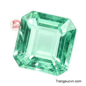 Viên đá gợi lên ý nghĩa về món quà quý giá, tượng trưng cho phúc lành và những điều tốt đẹp được trao tặng. 