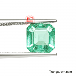 Đây là lựa chọn phù hợp cho những thiết kế trang sức thanh lịch, mang vẻ đẹp tự nhiên nhưng vẫn sang trọng.