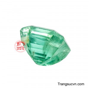 Đây là một viên Emerald mang vẻ đẹp tự nhiên, sang trọng và giàu cá tính, phù hợp để chế tác thành nhẫn hoặc mặt dây chuyền cao cấp.