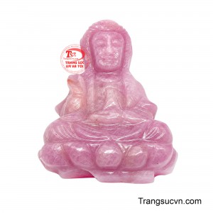 Nổi bật với hình tượng Quan Thế Âm Bồ Tát được chế tác tinh tế trên nền đá Ruby tự nhiên. 