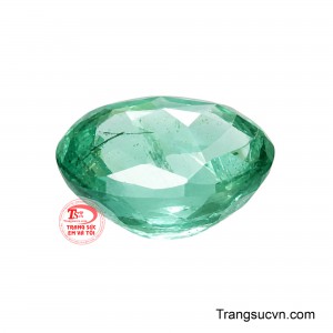 Sắc xanh của ngọc lục bảo gợi nhắc đến sức sống, sự sinh trưởng và nguồn năng lượng dồi dào, tạo nên ý nghĩa biểu tượng phù hợp với những món trang sức mang thông điệp về tài lộc và thành công.