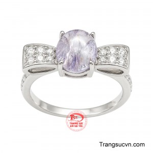 Tên gọi Lam Tinh Kiều Diễm gửi gắm hình ảnh vẻ đẹp tinh khôi, dịu dàng nhưng vẫn có chiều sâu và khí chất riêng. 