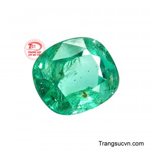 Viên đá thích hợp chế tác nhẫn, mặt dây chuyền và các thiết kế trang sức cao cấp, đặc biệt dành cho những món quà mang ý nghĩa chúc tài vận và thành công. 