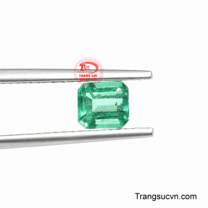 Bảo hành uy tín và trải nghiệm vẻ đẹp tự nhiên của emerald. 