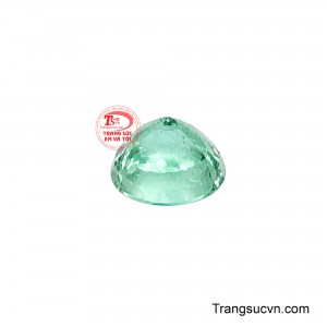 Emerald Tấm đặc biệt phù hợp để đính viền, tạo họa tiết, điểm đá hoặc kết hợp cùng đá chủ, mang đến vẻ đẹp thanh lịch và tinh tế cho các thiết kế trang sức. 