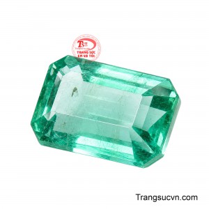 Một viên đá dành cho những thiết kế trang sức muốn tôn vinh phong thái sang trọng và dấu ấn riêng của người sở hữu.