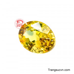 Ánh vàng của đá Sapphire mang vẻ đẹp rực rỡ trong trẻo như ánh mặt trời. 