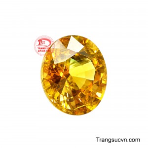 Mỗi mặt cắt của viên đá đều phản chiếu ánh sáng lấp lánh, tạo nên một vẻ đẹp đầy mê hoặc và cuốn hút. 