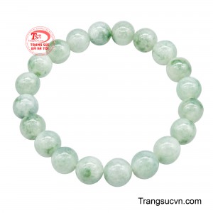 Các hạt cẩm thạch tròn bóng, mang sắc thái trong trẻo tựa làn sương sớm, đem đến cảm giác nhẹ nhàng và tinh tế. 